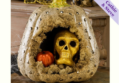 Pumpkin and Skull Diorama 