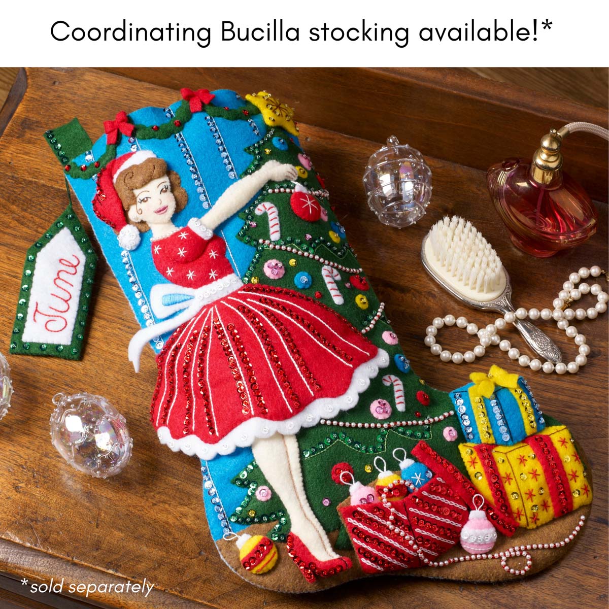 Shop Plaid Bucilla ® Seasonal - Felt - Ornament Kits - Cats in