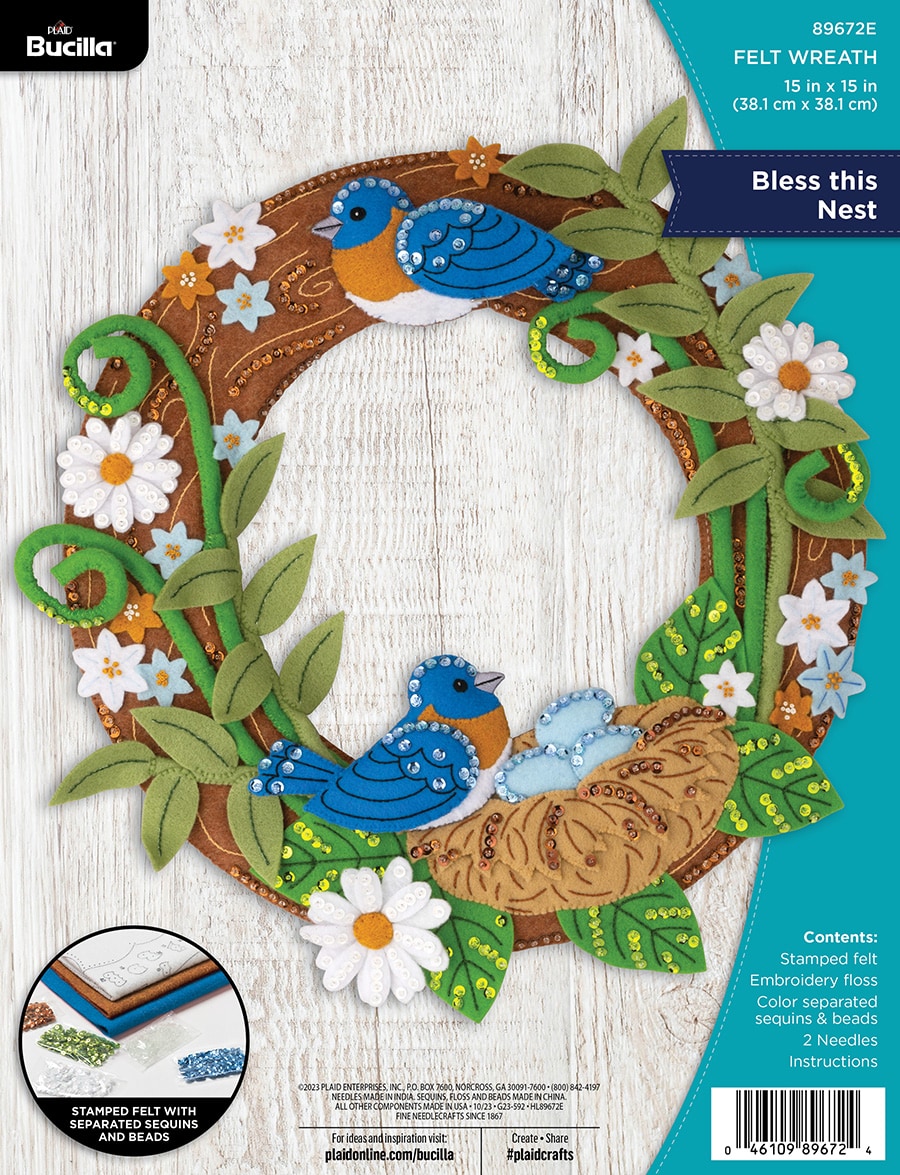 Bucilla Felt Wreath Applique Kit 16 Round-Ornament