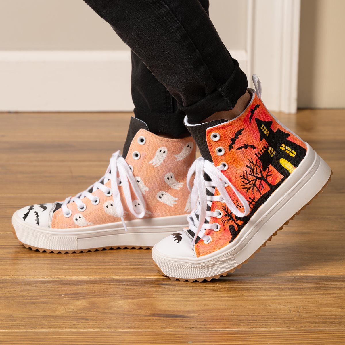 Halloween shoes - Project | Plaid Online