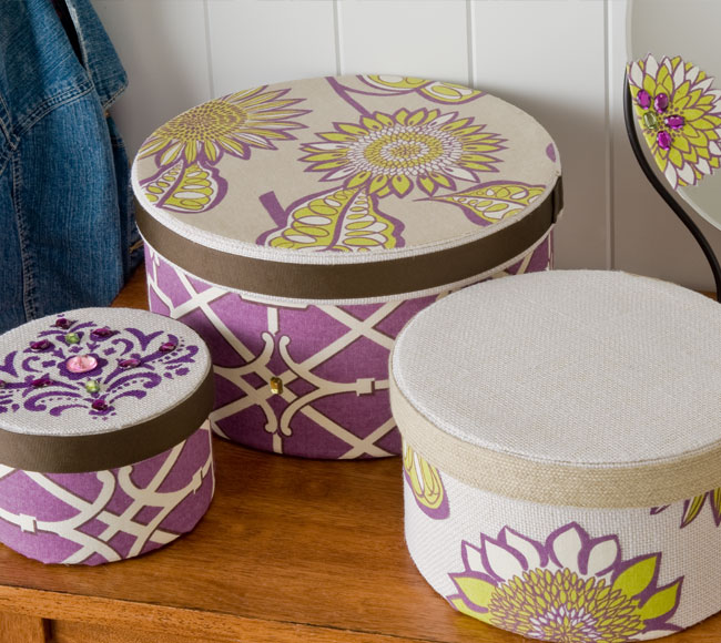 Round Hat Box with a strap / ethically made with recycled paper
