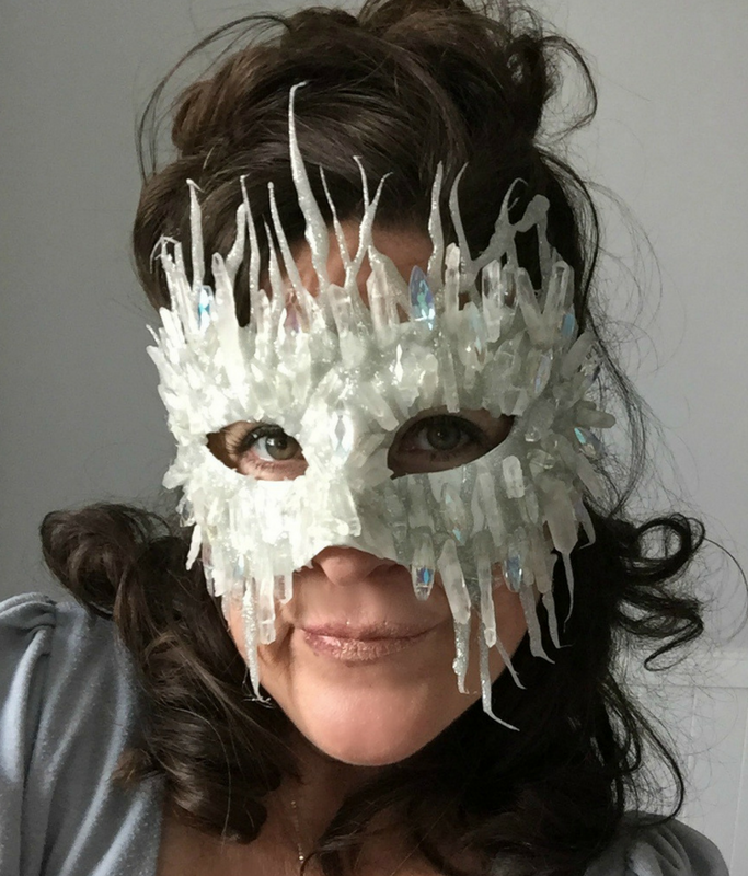 diy-ice-queen-mask.png