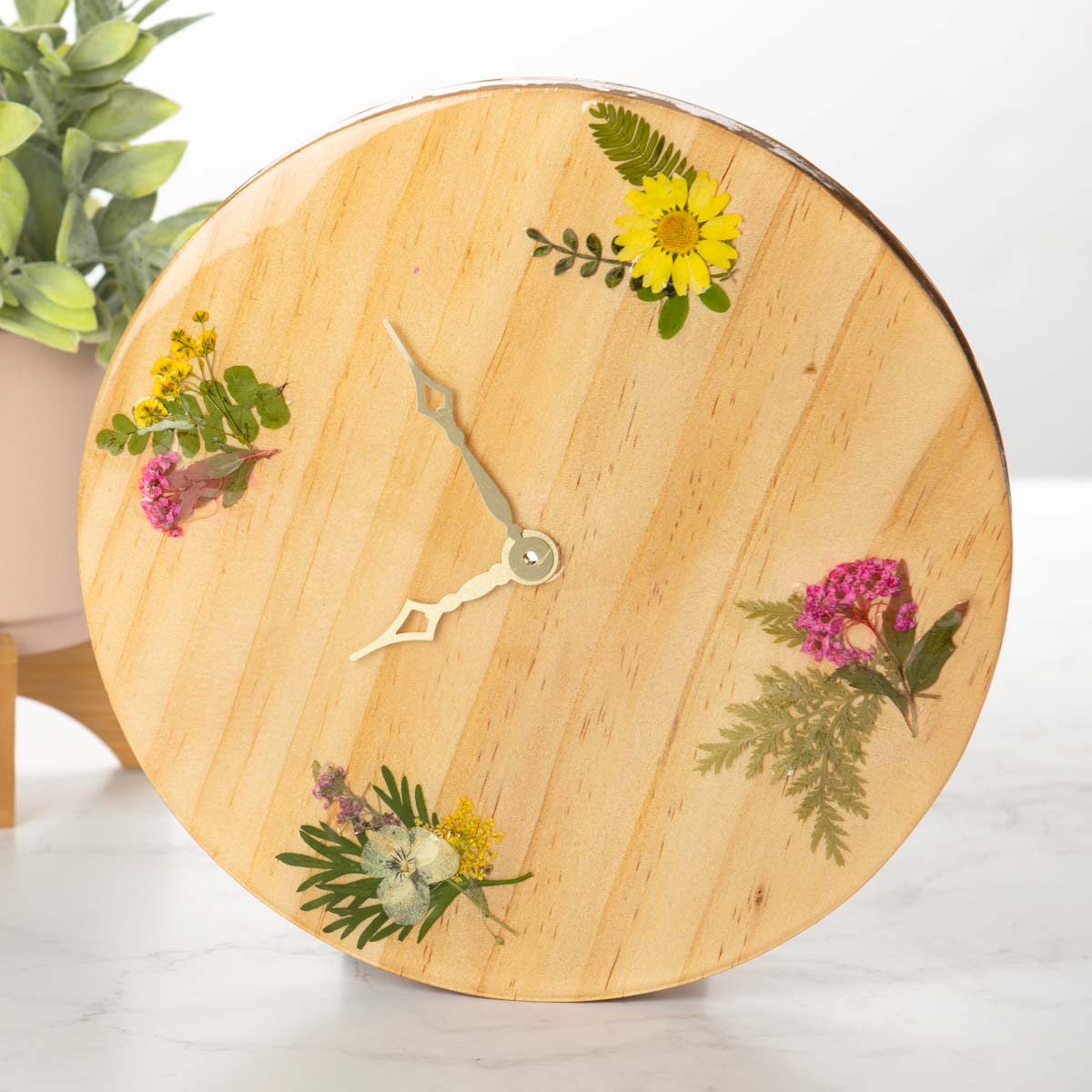 Floral Resin Clock