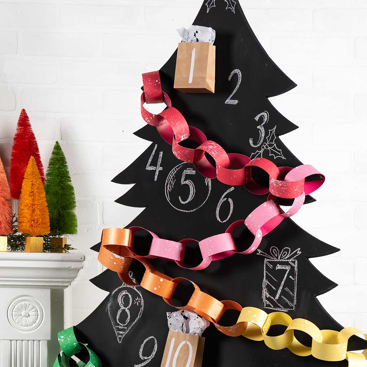 Chalkboard and Paper Chain Christmas Advent Tree