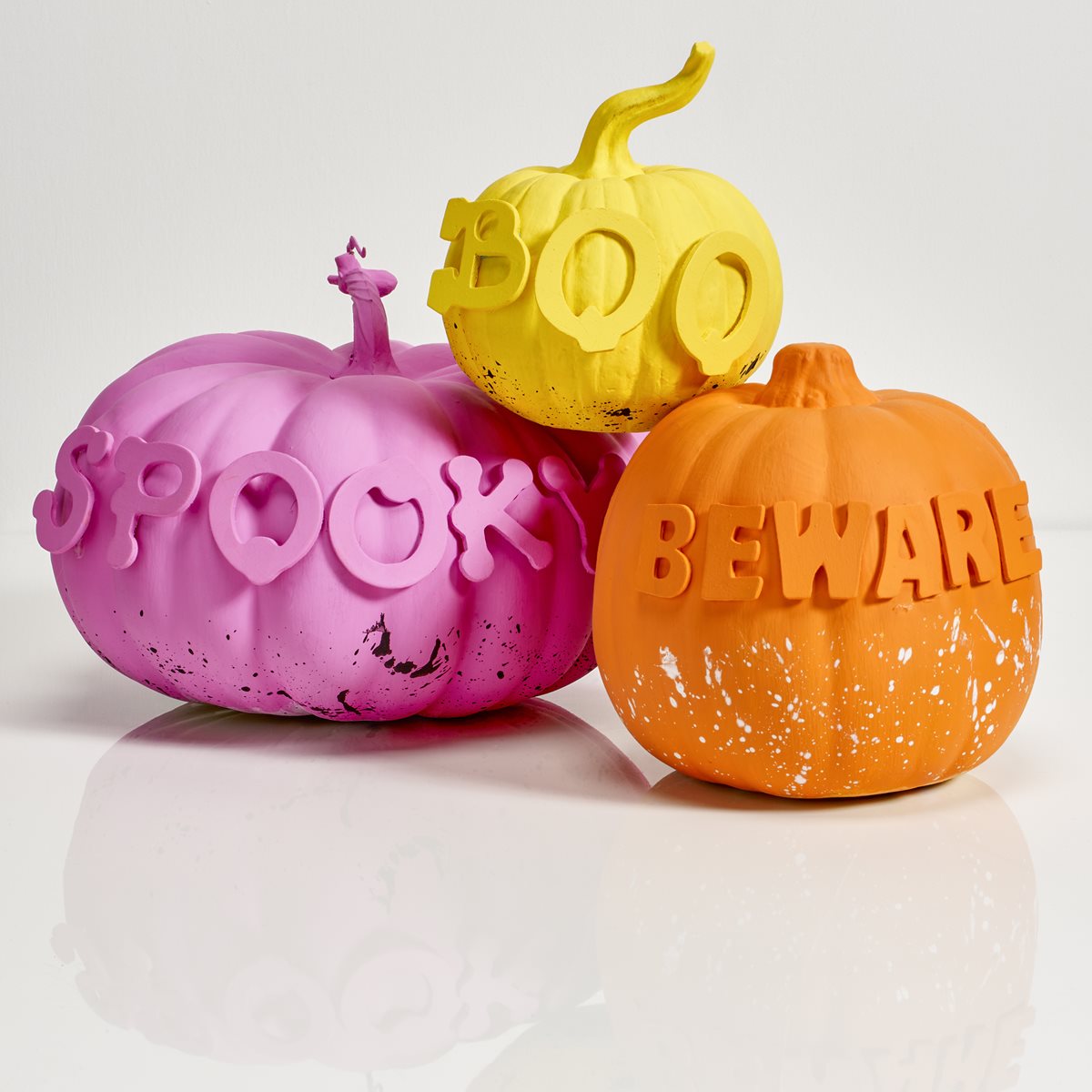 Apple Barrel Bright Wood Word Pumpkins