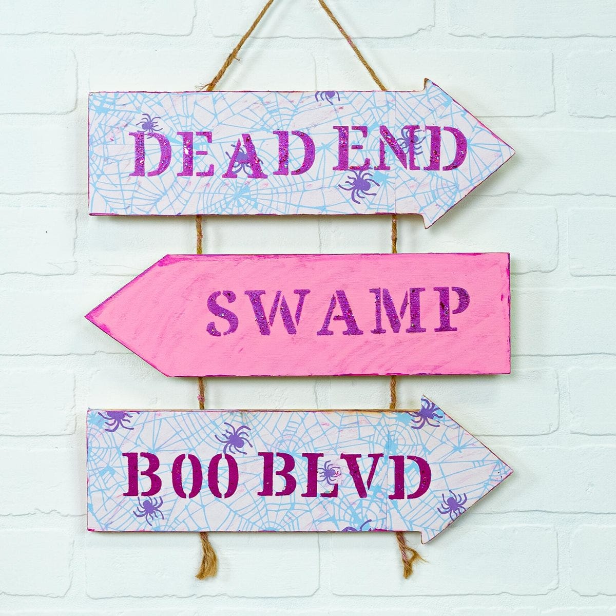 Cute & Spooky Halloween Sign