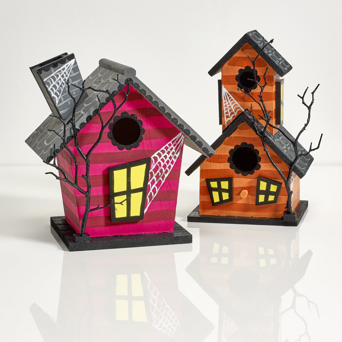 Apple Barrel Haunted Birdhouses