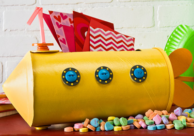 Yellow Submarine Valentine's Day Holder