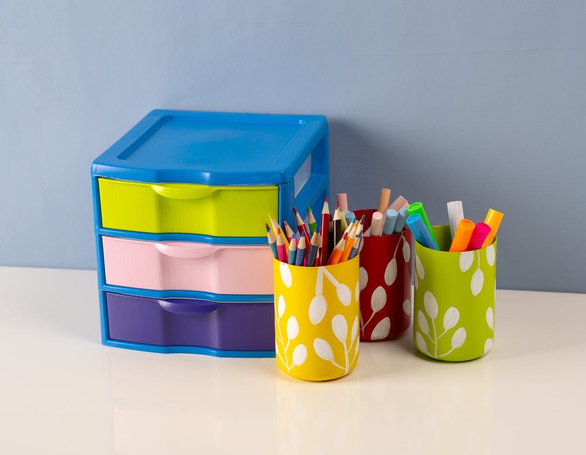 Plastic Pencil Holders