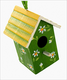 Daisy Wood Birdhouse