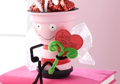 Valentine’s Day Love Bee