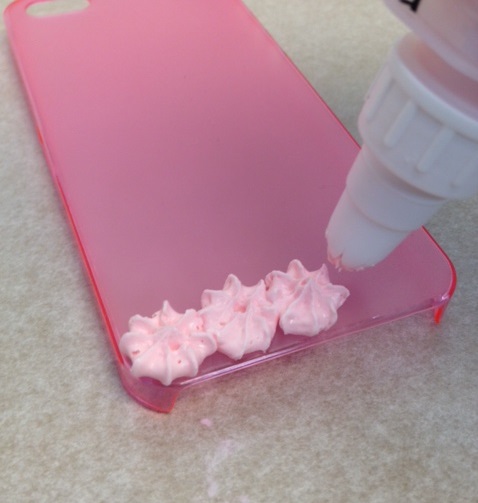 How to Decoden a Cell Phone Case with Mod Podge Collage Clay