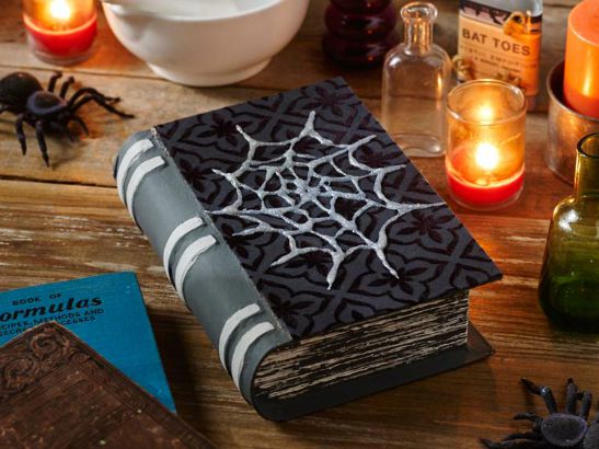 The Ultimate Halloween DIY Party - 7 Ideas with Mod Podge