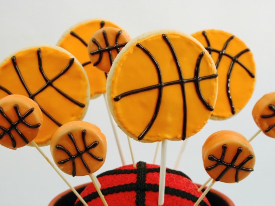 Make Your Own Basketball Cookie Bouquet