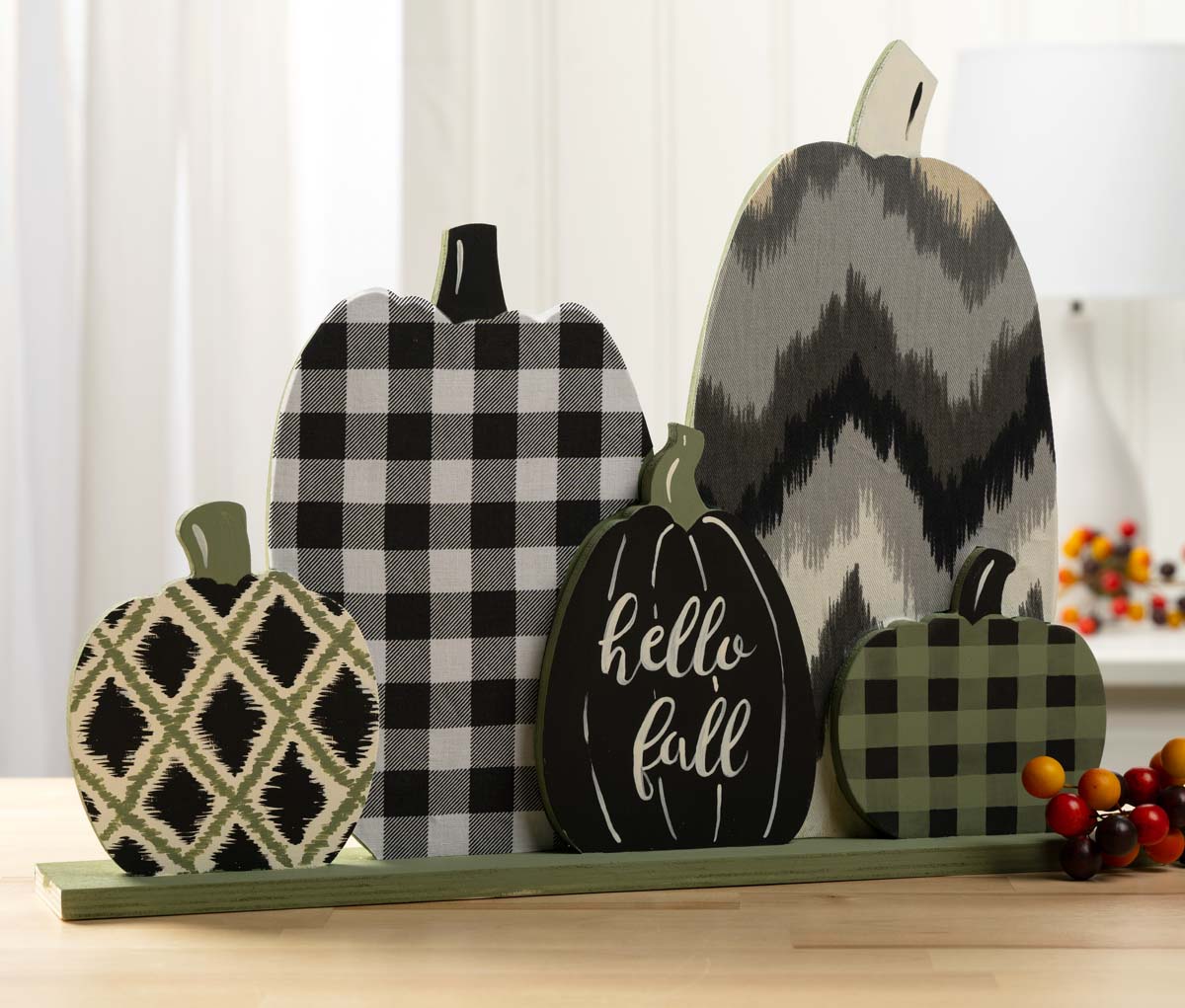 Plaid ® Wood Surfaces - Pumpkin Patch Stand - 56960