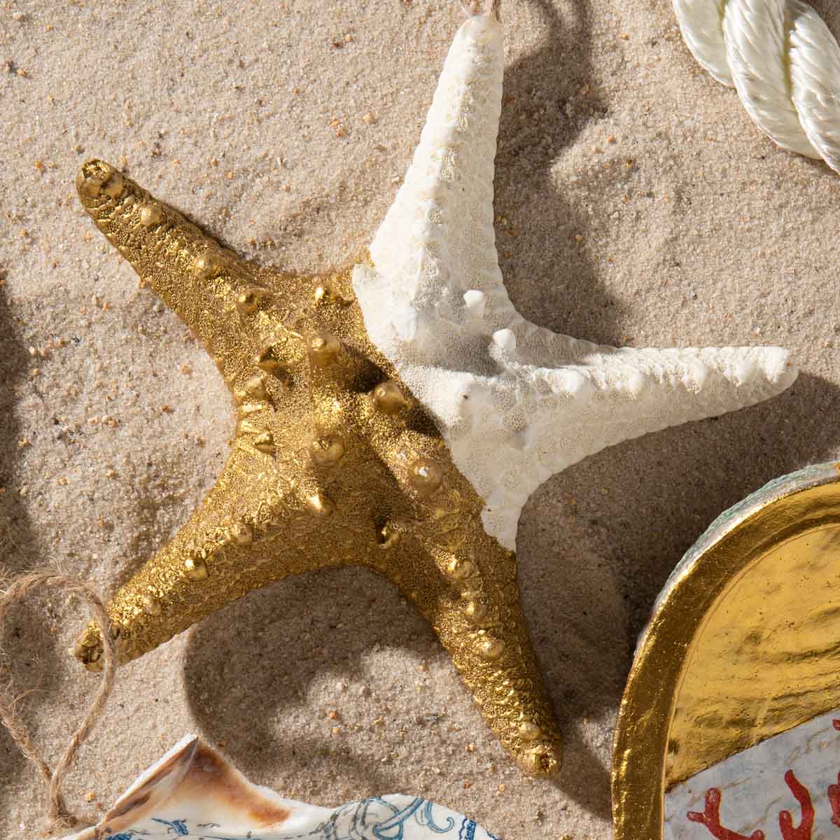 Beachy Ornaments DIY Idea