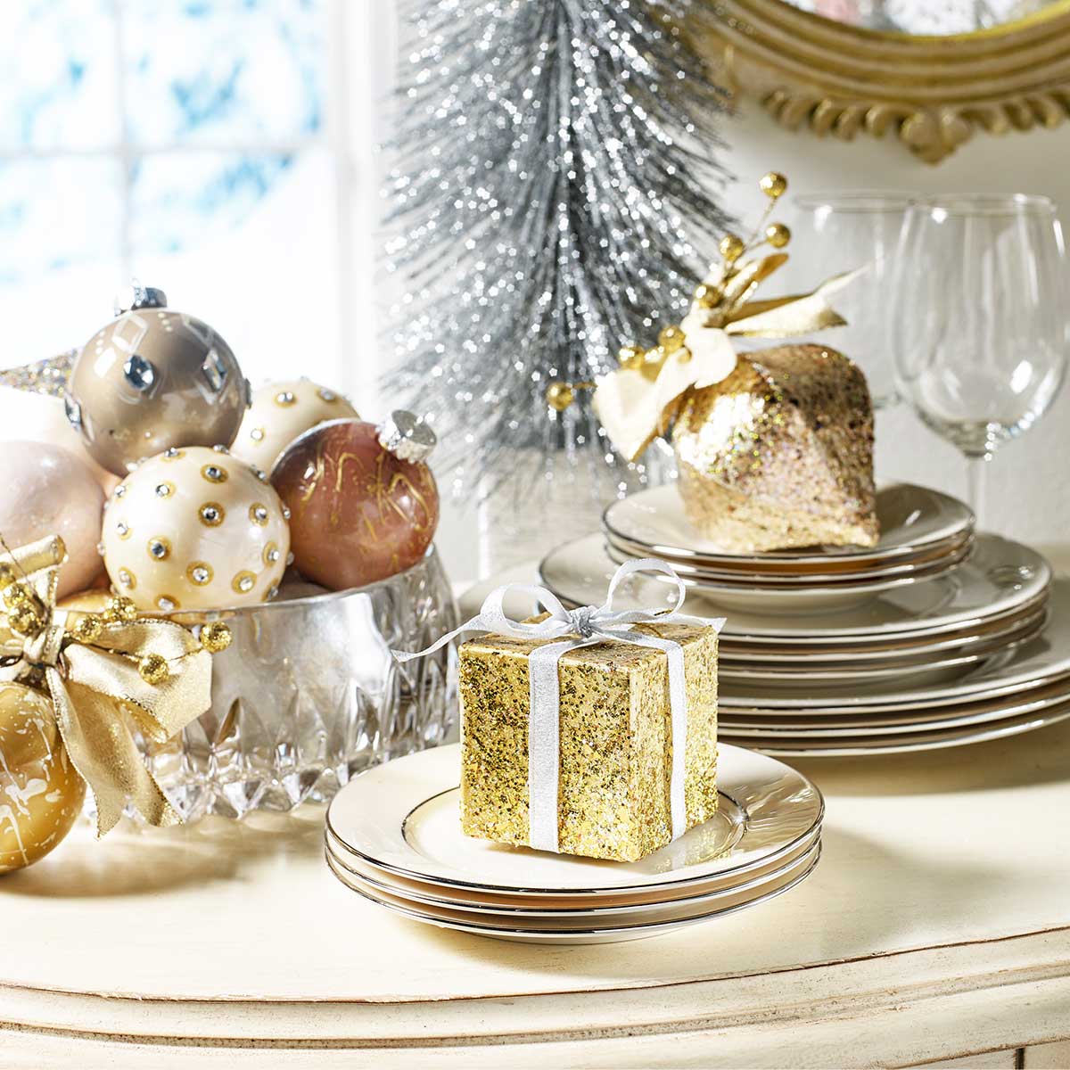 DIY Gold Holiday Ornament Set 