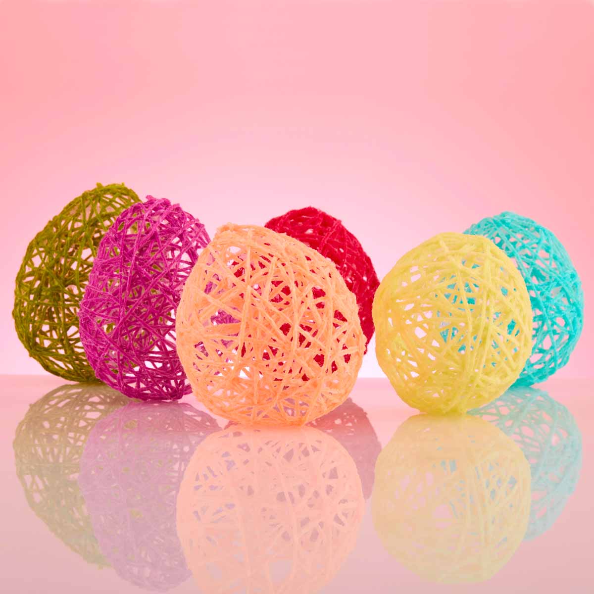 Over-Sized Yarn Easter Eggs 