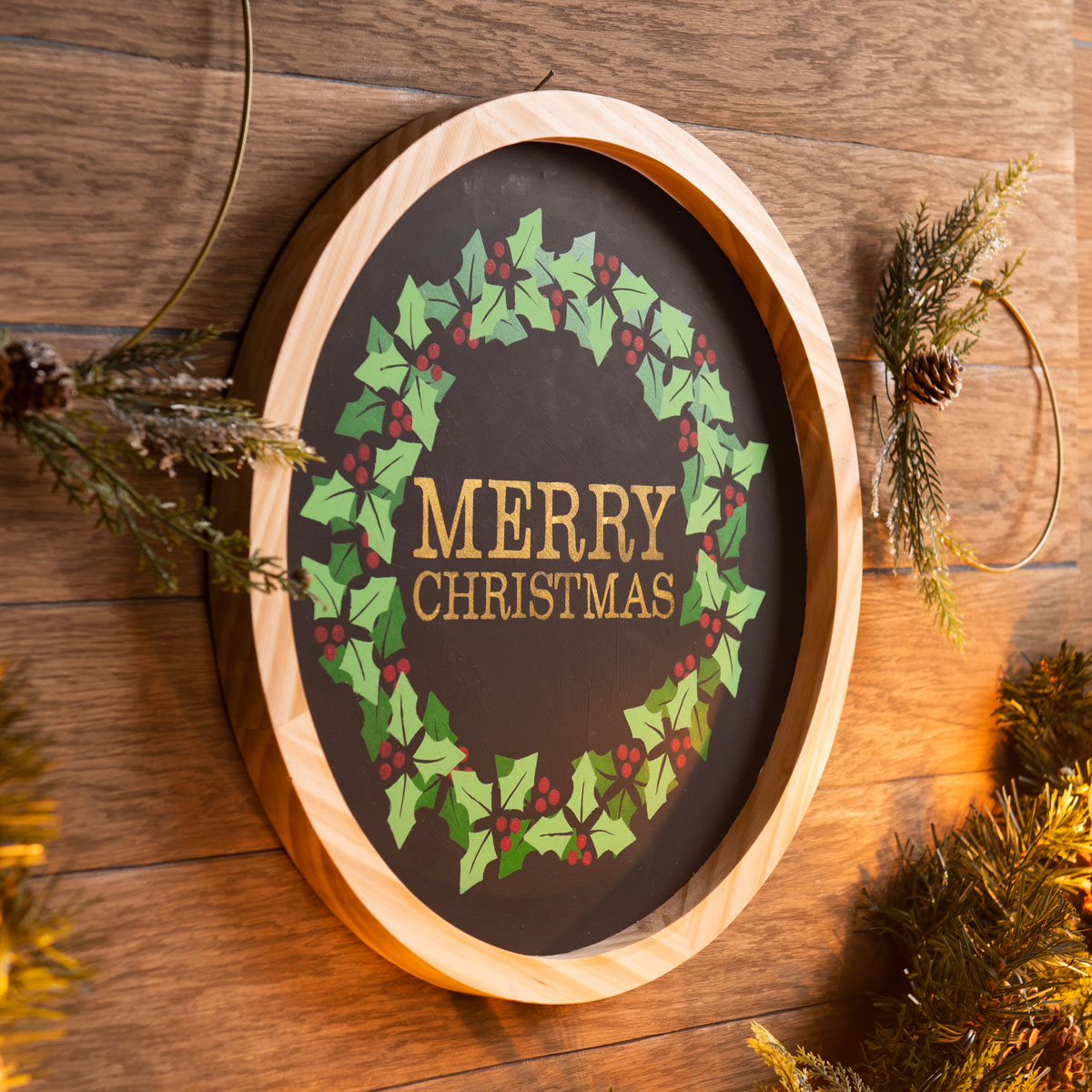 Round Merry Christmas Sign