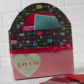 Fun Valentine Box Idea - XOXO Tote